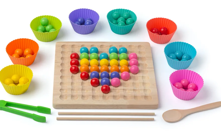 Clip Beads – das bunte Perlenspiel