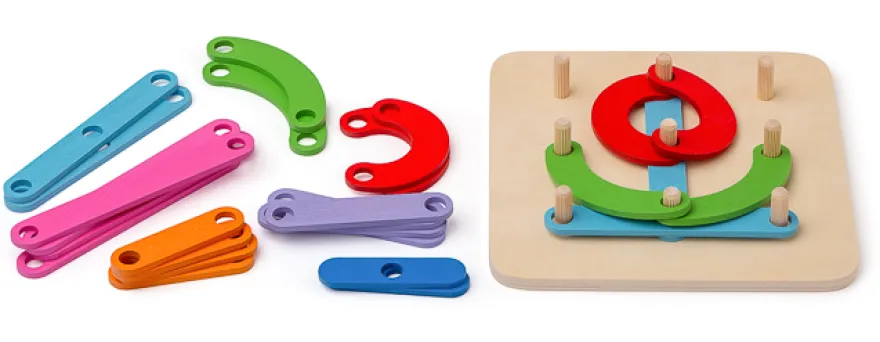 Holzpuzzle Buchstaben und Ziffern