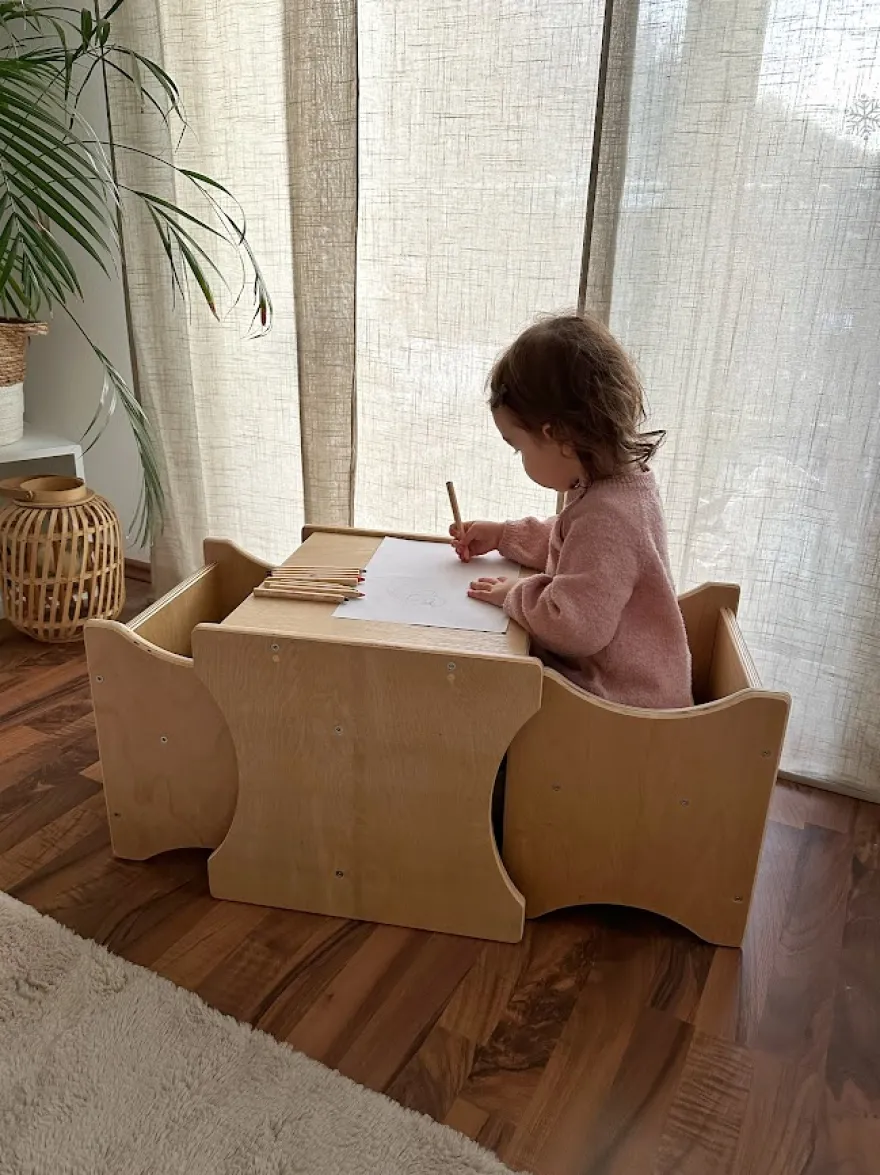 Kindertisch mit Stühlen - abwischbare Premiumqualität