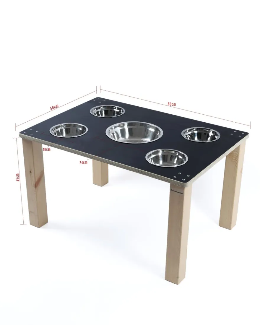 Matschtisch mit Spielschalen