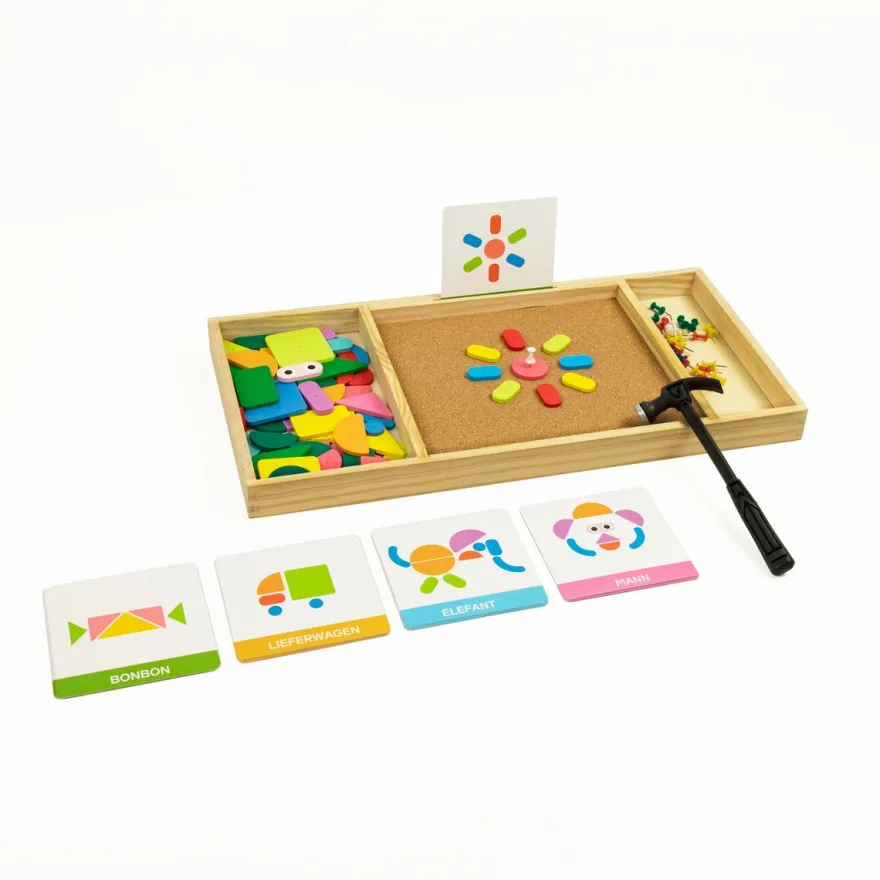 Nagelspiel mit Hammer - Kreative Formen aus Holz