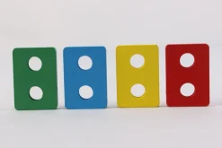 Sortierbrett mit Formen und Stäben - bunt