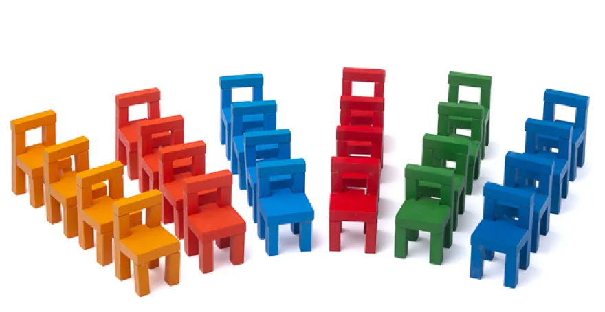 Stühle stapeln